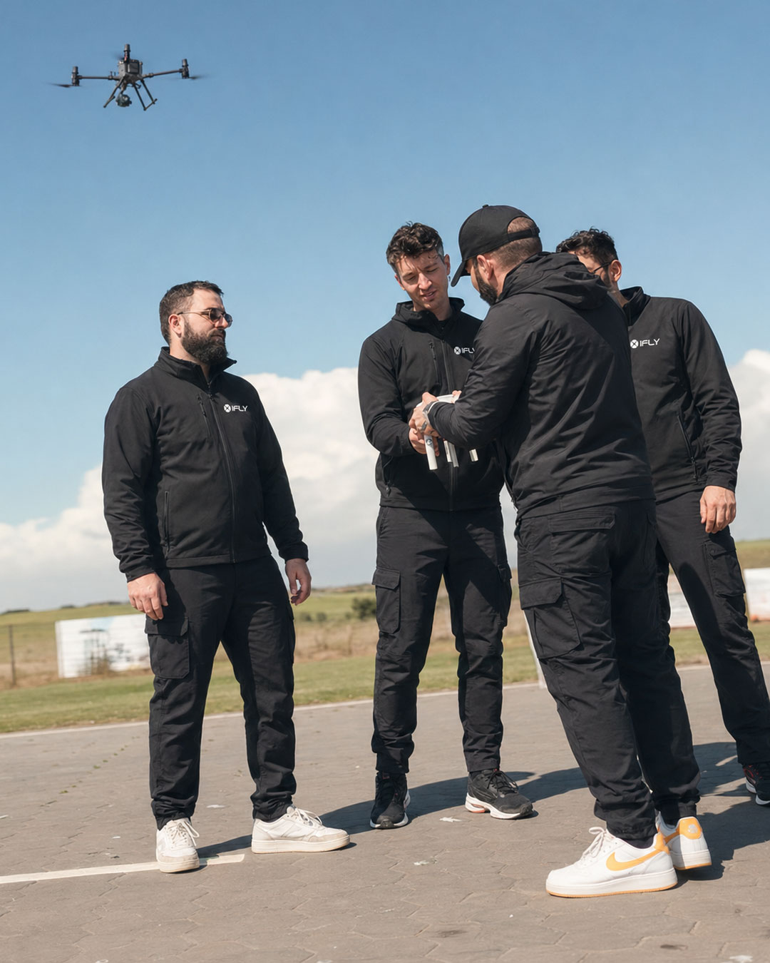 Team iFly in attività di rilievo con drone